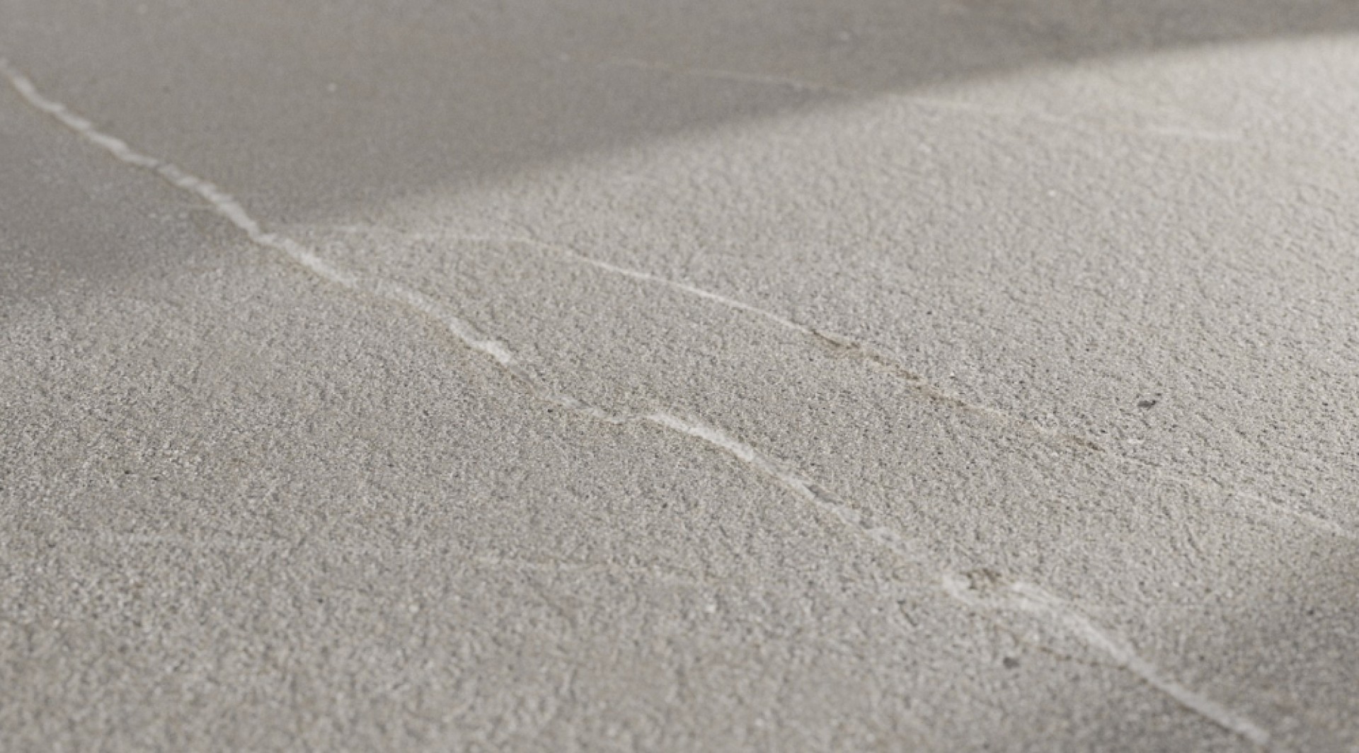 Porcelanatos, revestimentos cerâmicos e vinílicos - Biancogres - Novo acabamento Strutturato Relevo e desenho em perfeita sincronia