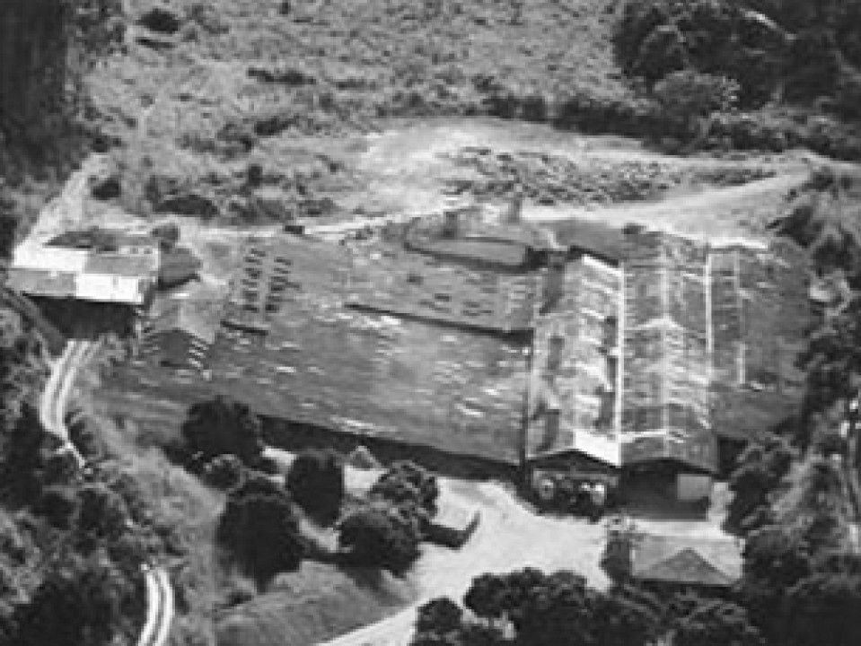 Biancogres: 1976 - Modernização da fábrica para produção de lajotão
