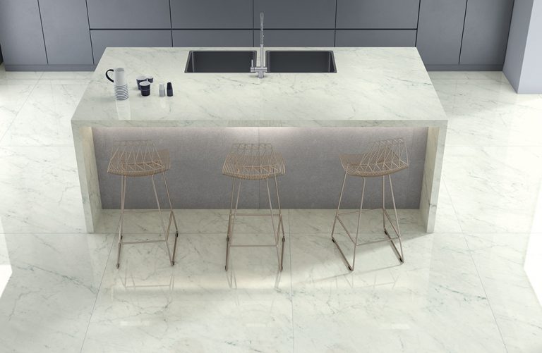 porcelanato em móveis